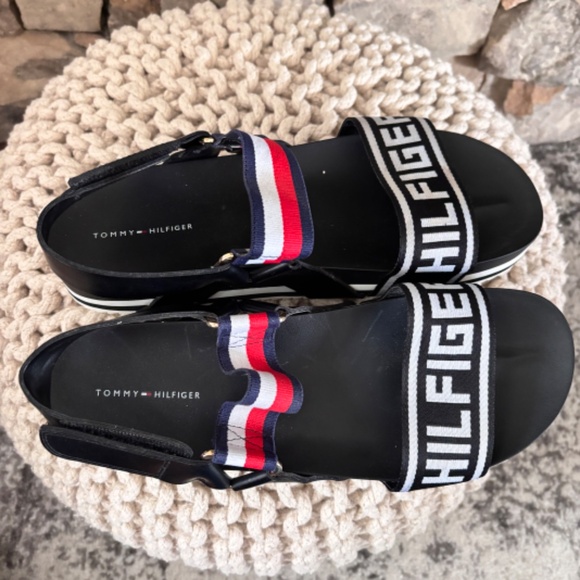 Tommy Hilfiger Women's SZ 10 Beckett Red White Blue Sandals Ankle Strap - Picture 6 of 11